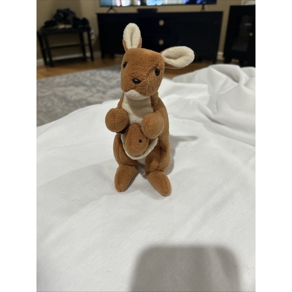 TY Beanie Baby Rare Retired 1st Original Mint Condition 1996 "Pouch" Kangaroo - Picture 1 of 16